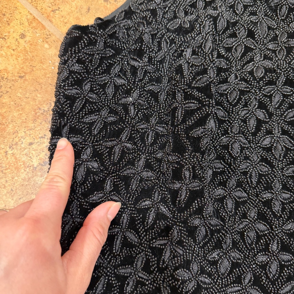 Carmen Marc Valvo Black Beaded Velvet Evening Top Sleeveless Sz 10 Party Cocktai - Picture 11 of 13